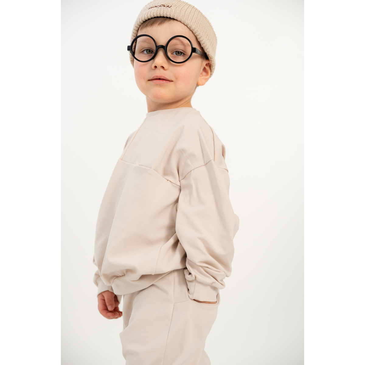 Seam Pocket Sweatshirt