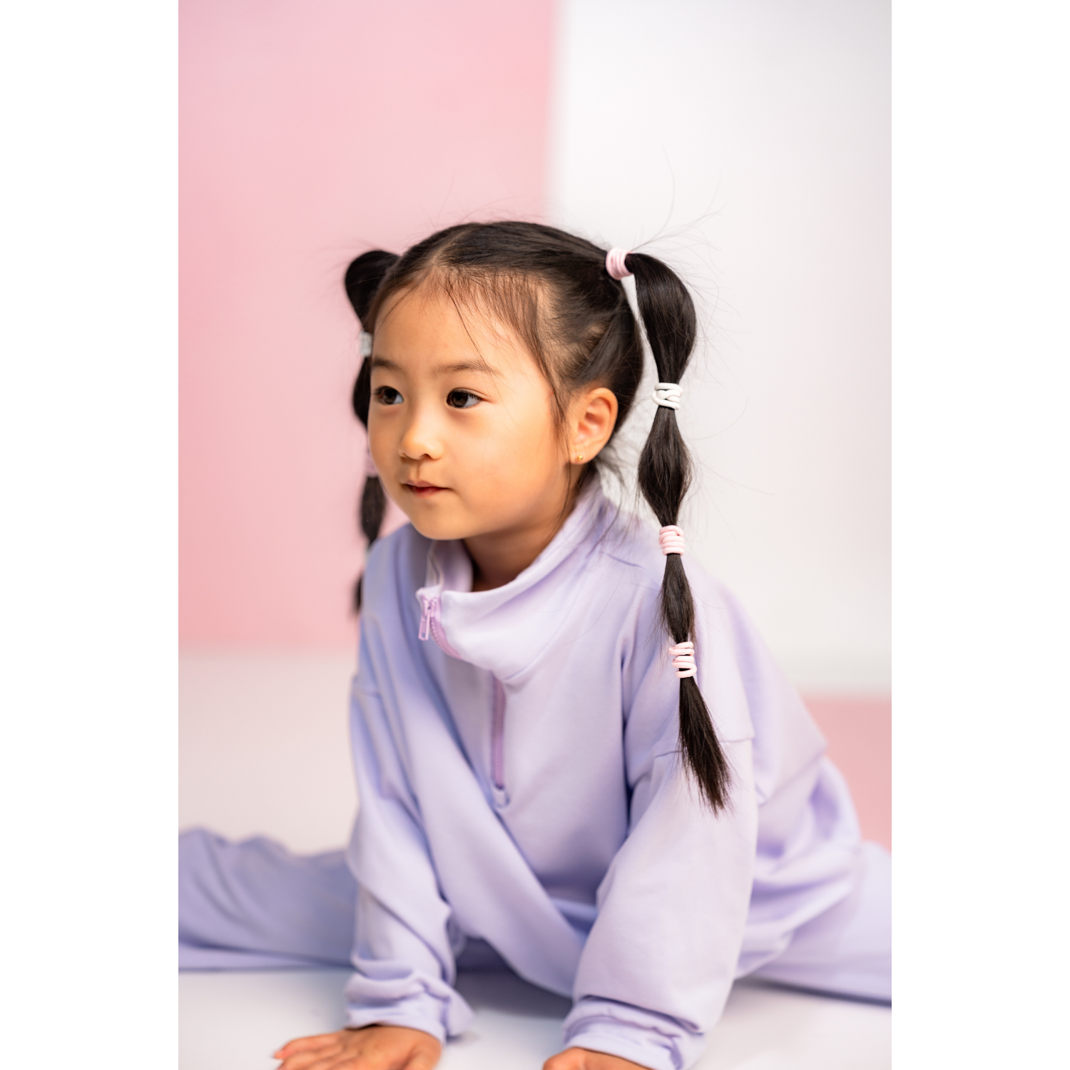 Wide Zipper Sweatshirt