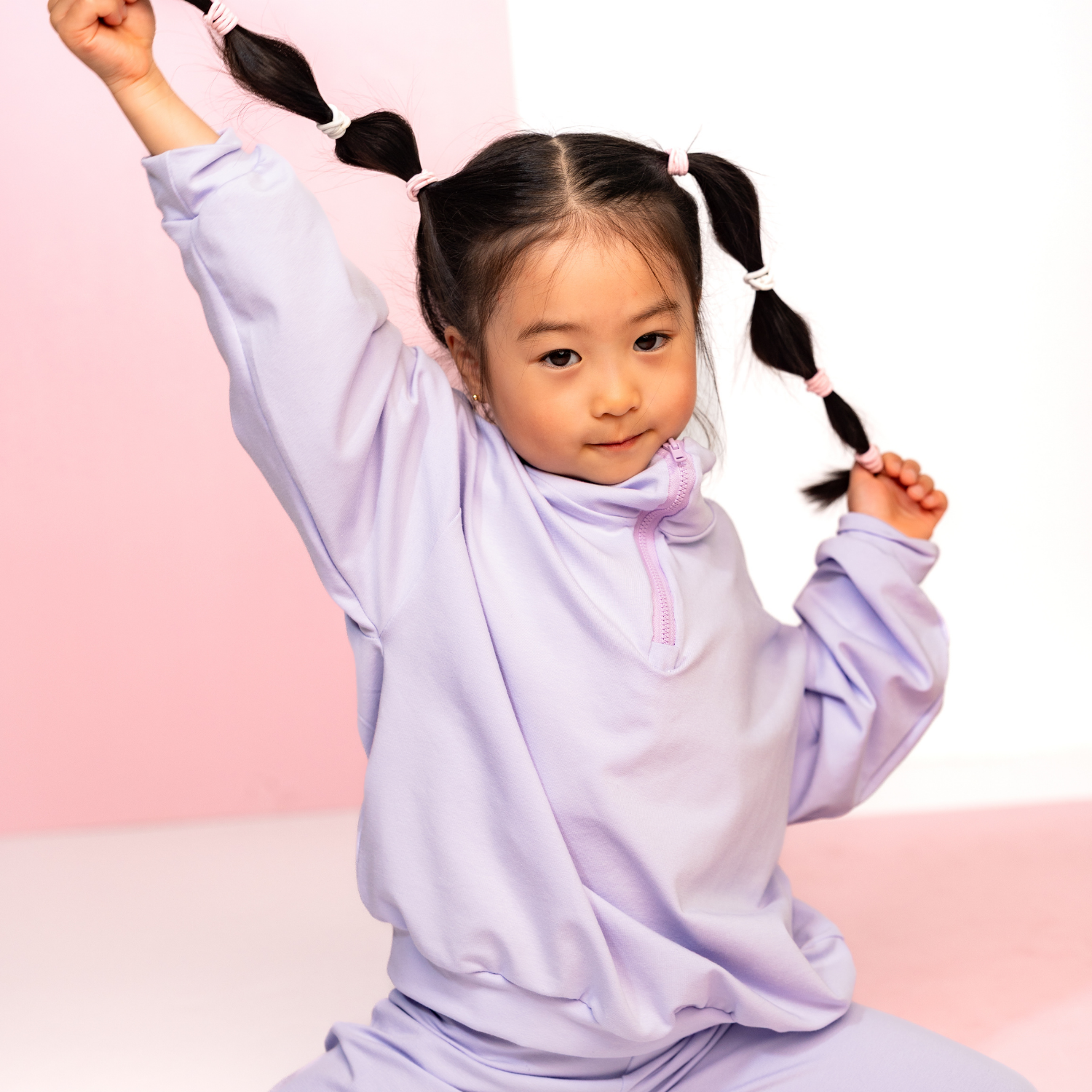 Wide Zipper Sweatshirt