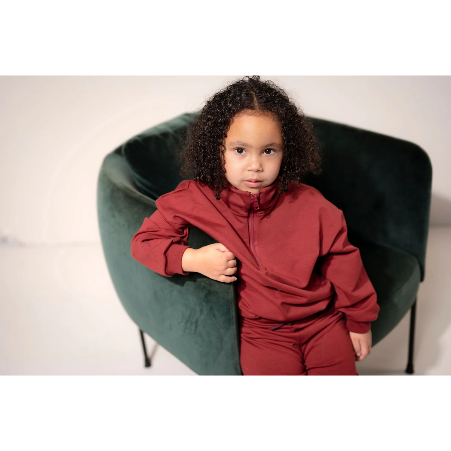 Wide Zipper Sweatshirt