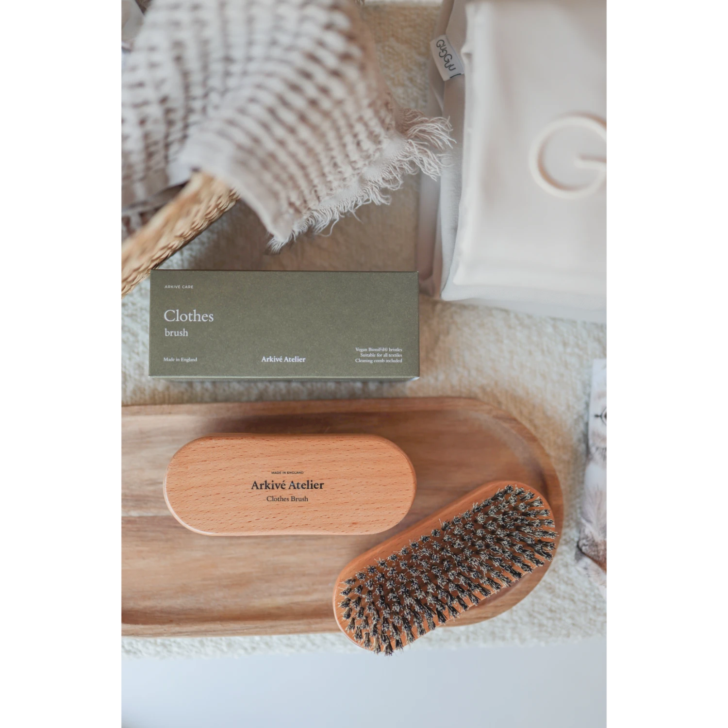  Arkivé Care Clothes Brush Vaateharja 