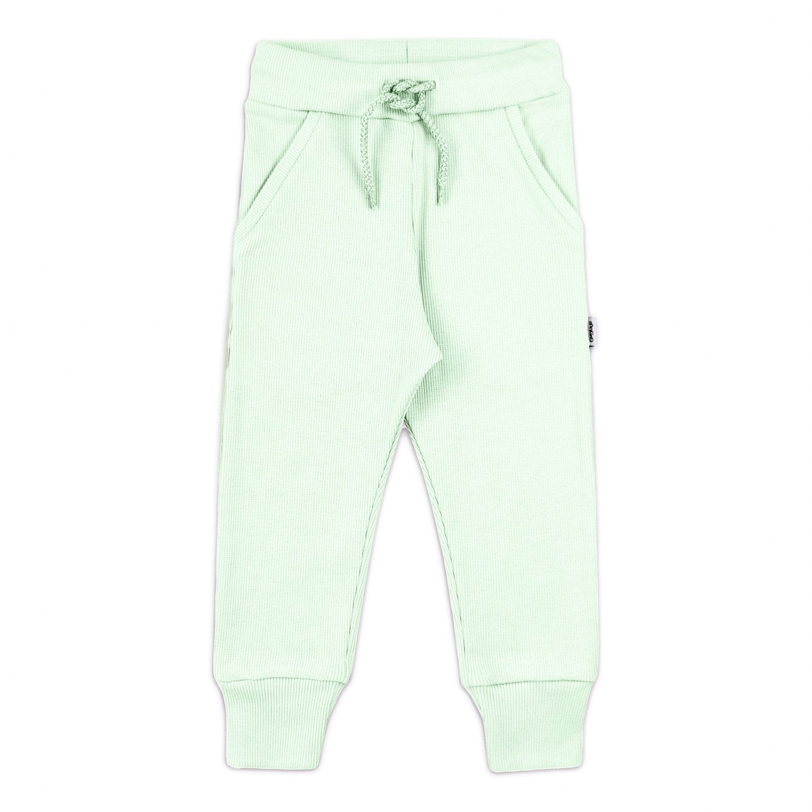 #väri_soft leaf