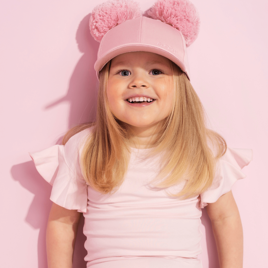 Laadukas Gugguun Double Tuft Cap White Glow