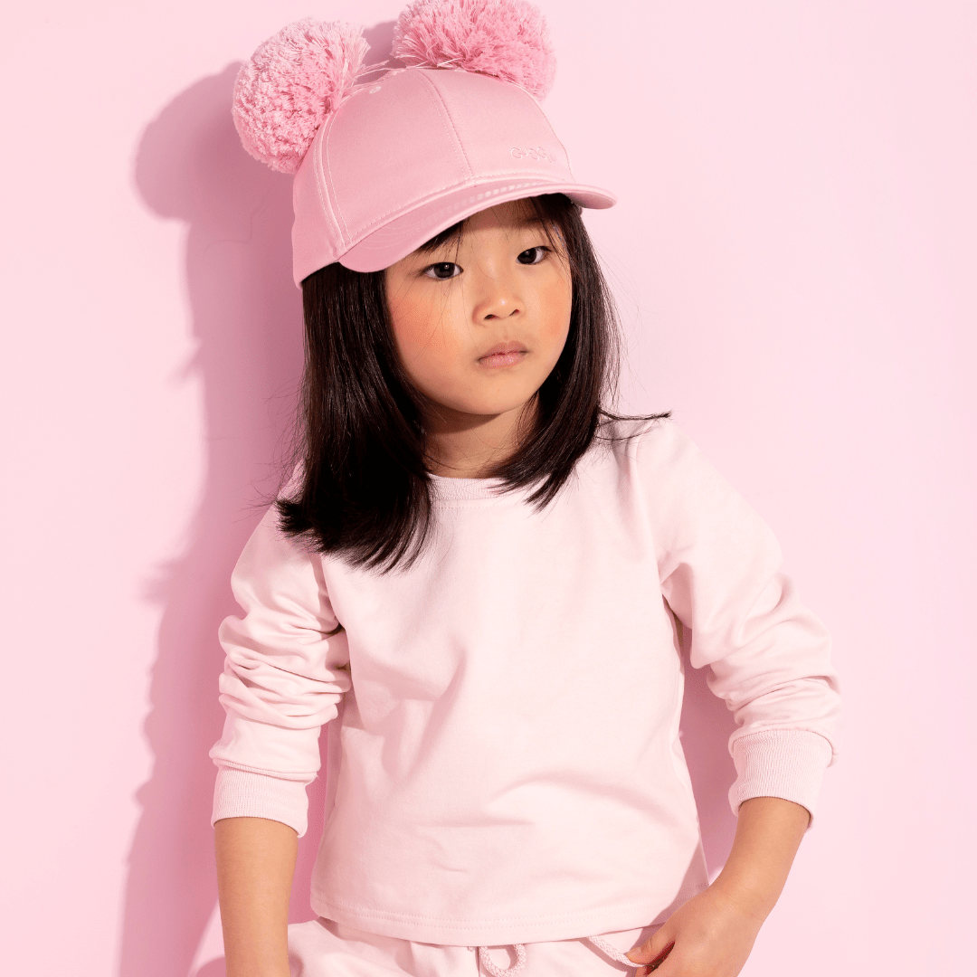 Laadukas Gugguun Double Tuft Cap White Glow