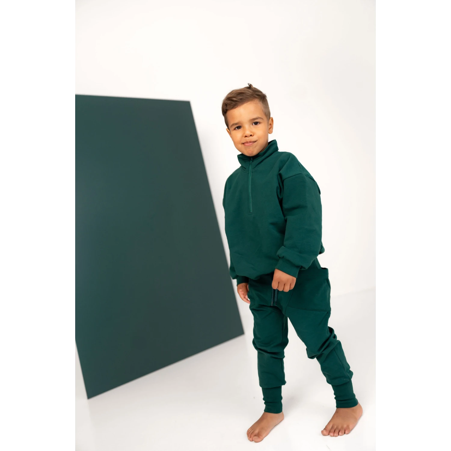 Wide Zipper Sweatshirt