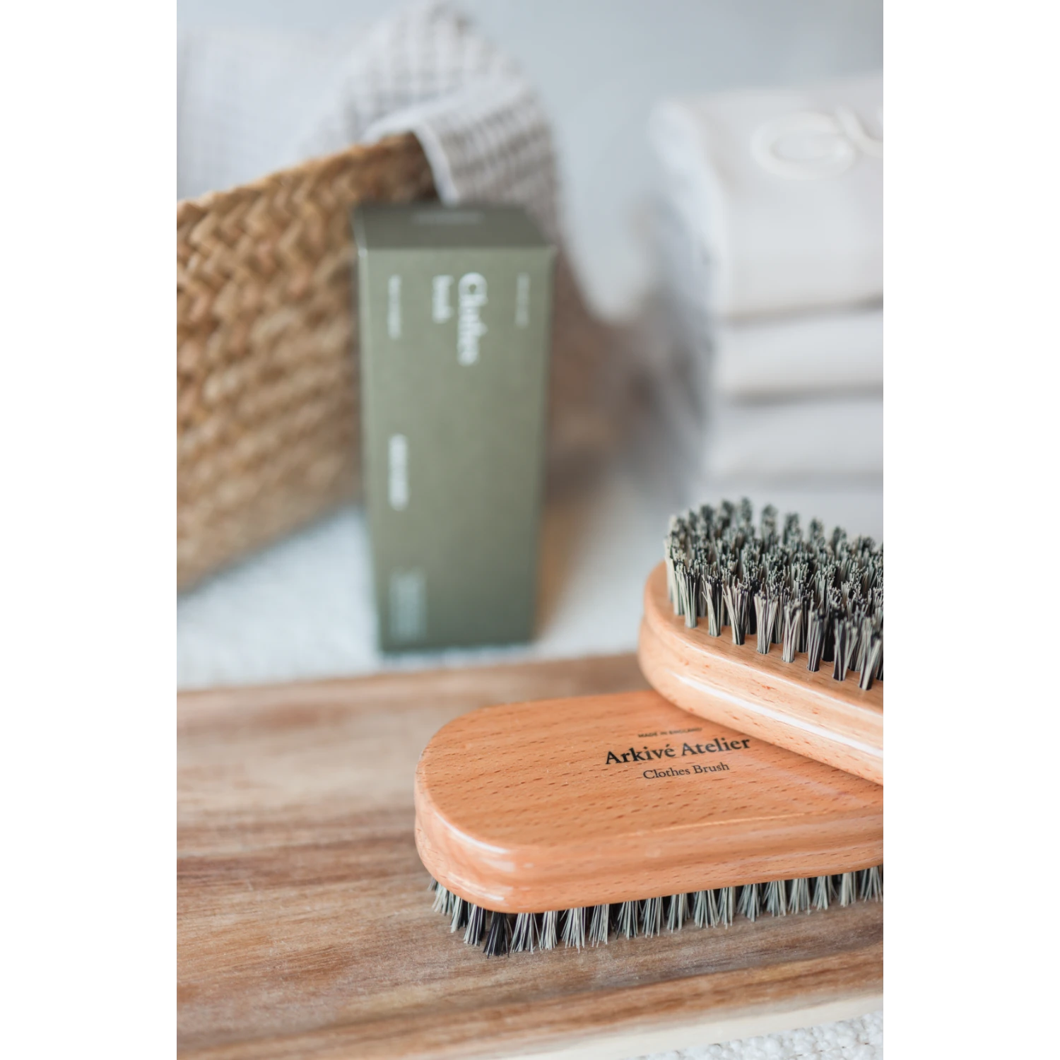 ‭ Arkivé Care Clothes Brush Vaateharja‬ ‭