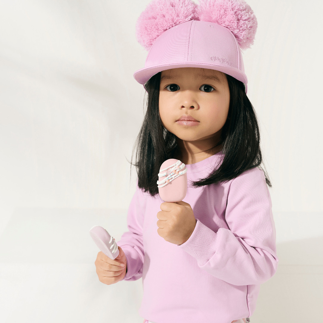 Laadukas Gugguun Double Tuft Cap White Glow